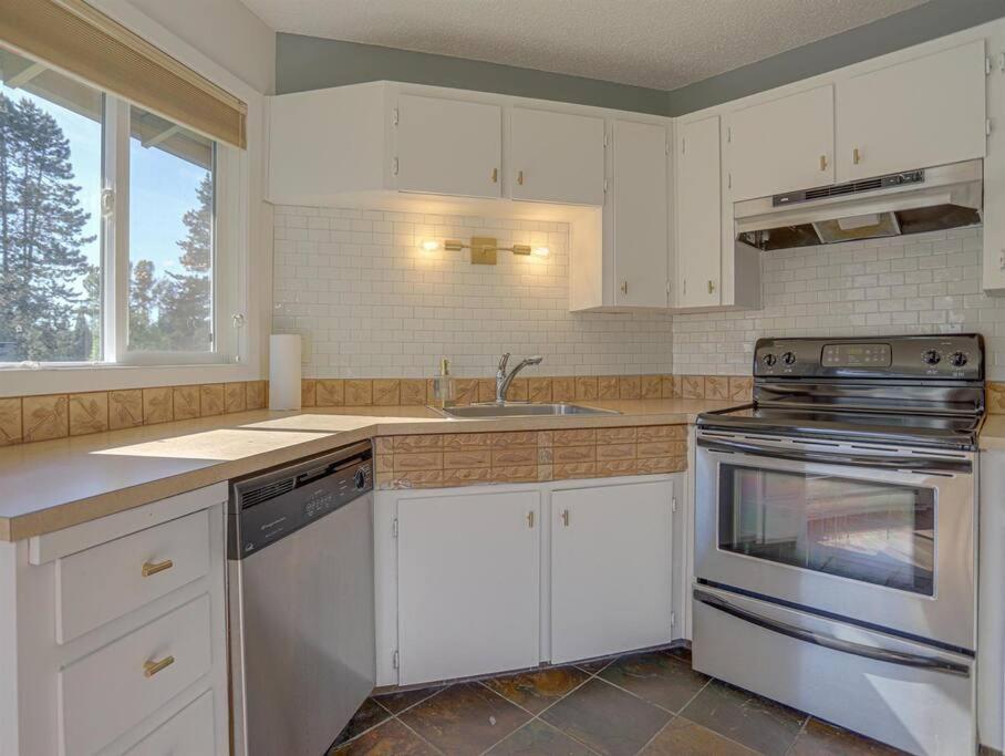 Mount Hood Village Ski-Mount Hood Charm-Welches,Golf And Ski Resort Condo,W&D, Wifi,Near Woods,Hiking,Fishing מראה חיצוני תמונה