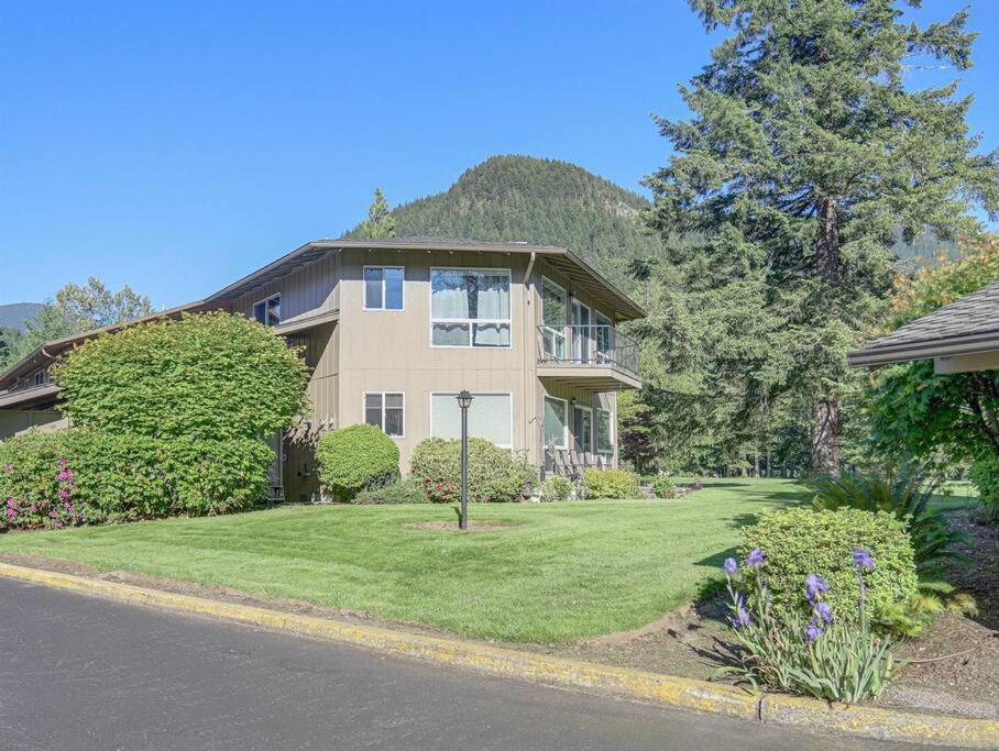 Mount Hood Village Ski-Mount Hood Charm-Welches,Golf And Ski Resort Condo,W&D, Wifi,Near Woods,Hiking,Fishing מראה חיצוני תמונה